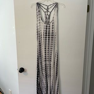 White and Gray Stretch Maxi